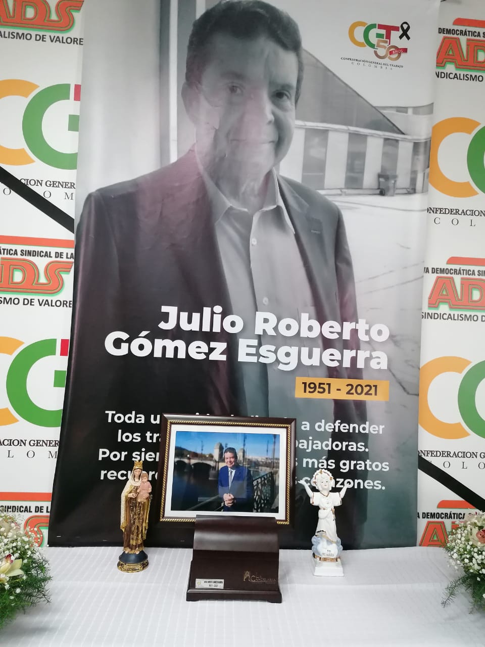 HOMENAJE A NUESTRO PRESDIENTE JULIO ROBERTO GÓMEZ ESGUERRA Q.E.P.D